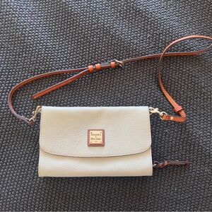 D&B crossbody purse